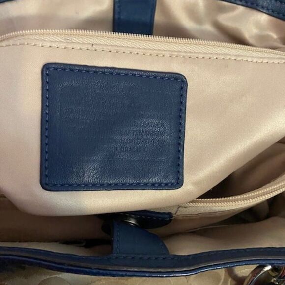 Coach F19043 Khaki/Navy Penelope Signature Satchel - Picture 10 of 10